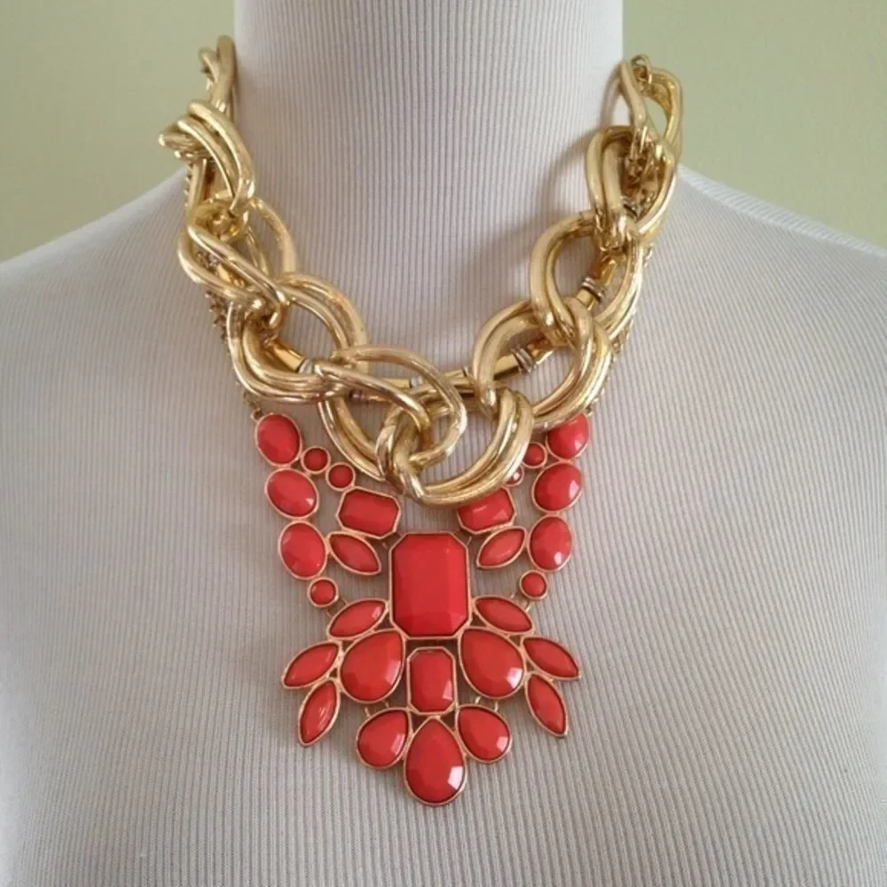 3 statement necklaces gold tone lot - Picture 2 of 6